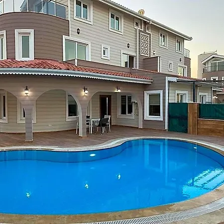 فندق Bluehomes أنطاليا
