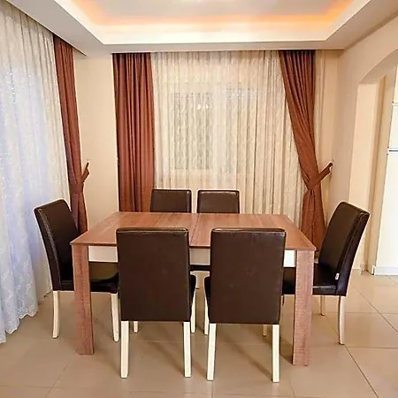 Bluehomes فندق